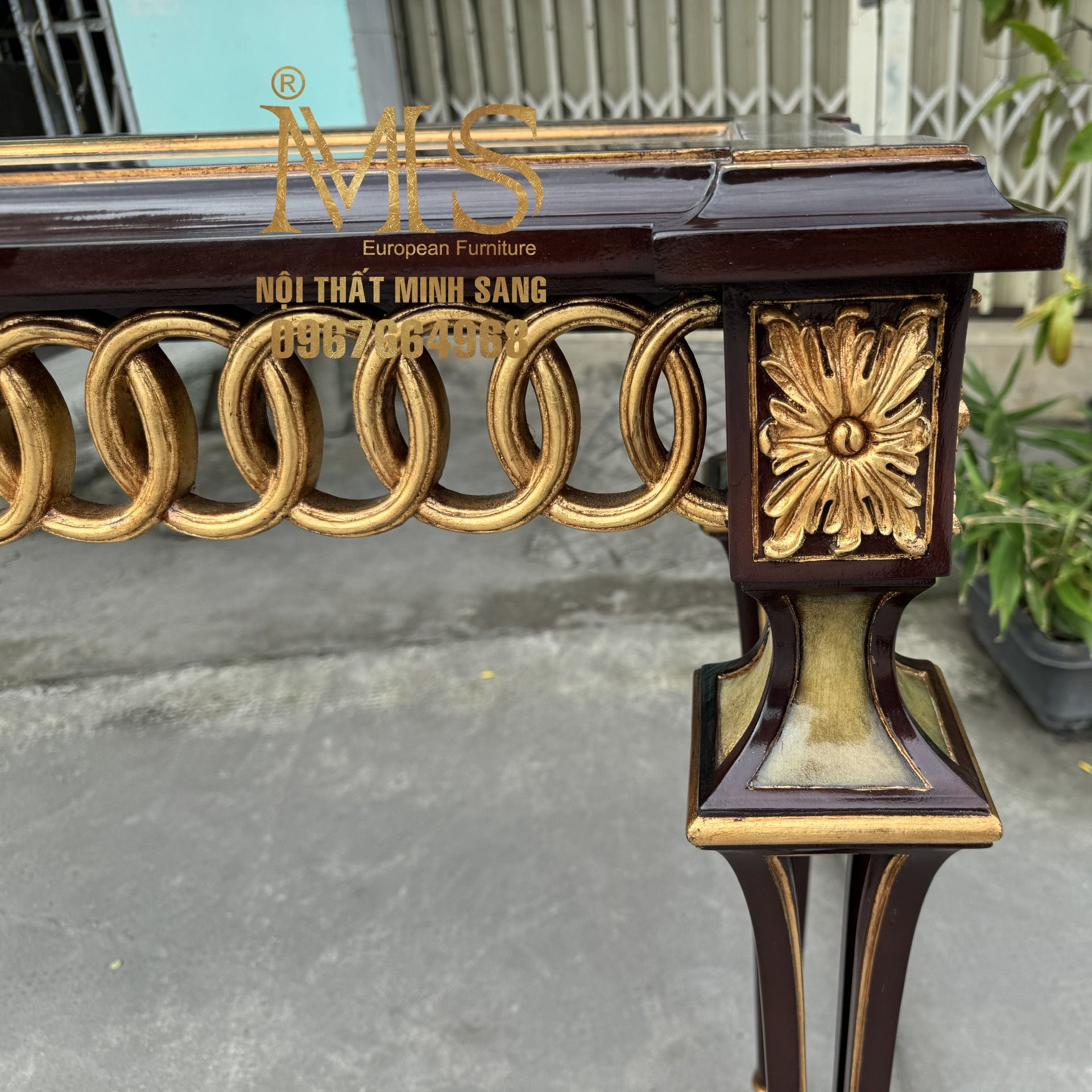 Bàn console gỗ màu xanh rêu cổ kính cho phòng khách cao cấp