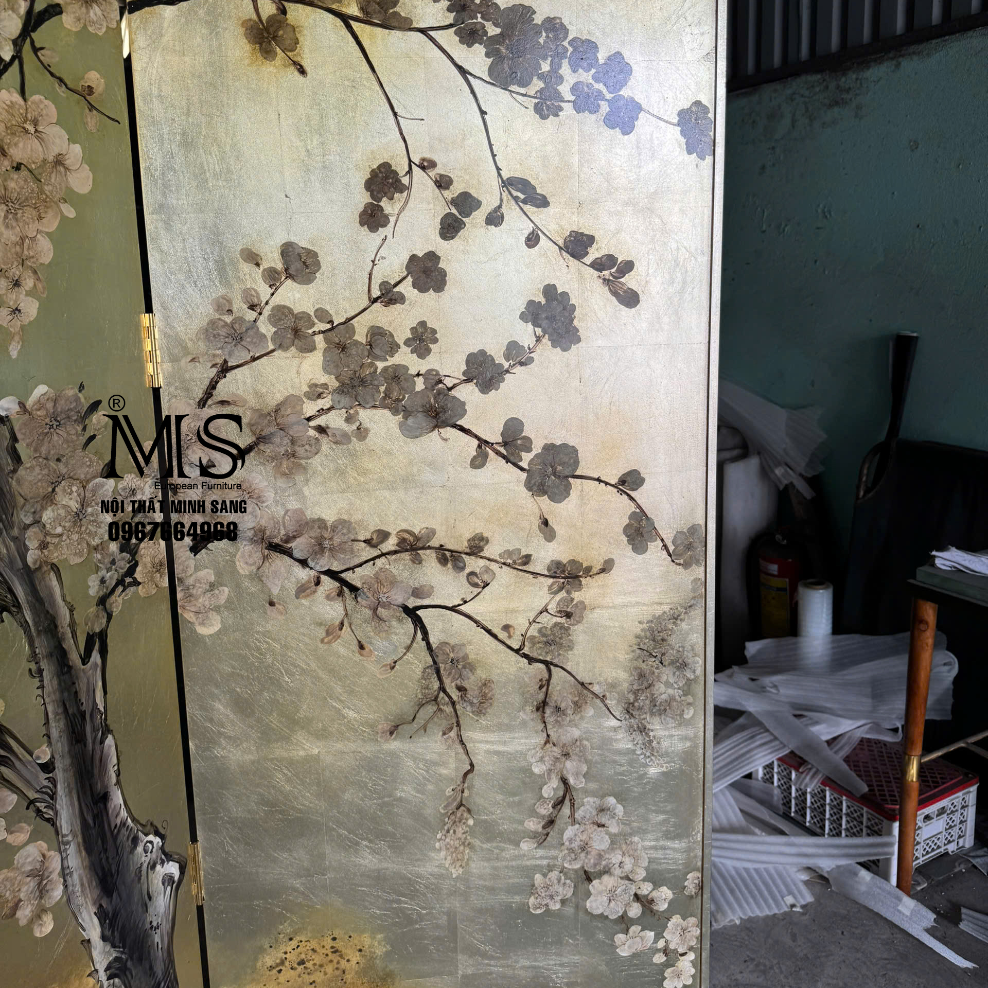Bình phong dát bạc màu champagne cao cấp, kỹ thuật vẽ tay tinh tế