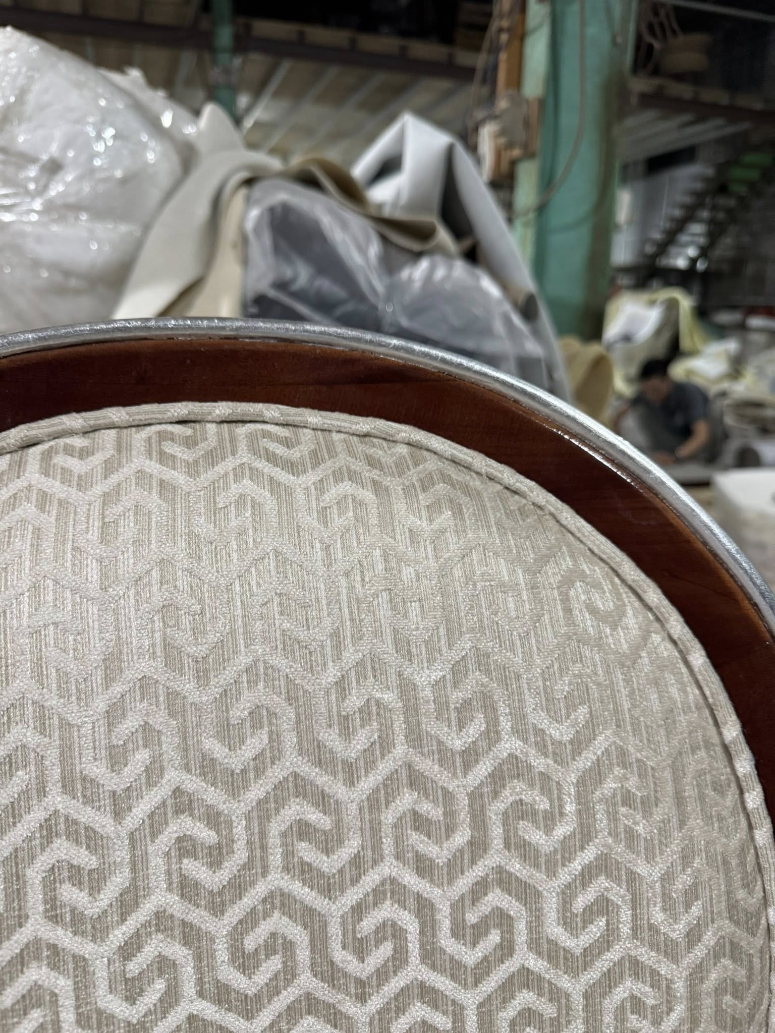 Ghế ăn ovan cổ điển cho phòng ăn biệt thự