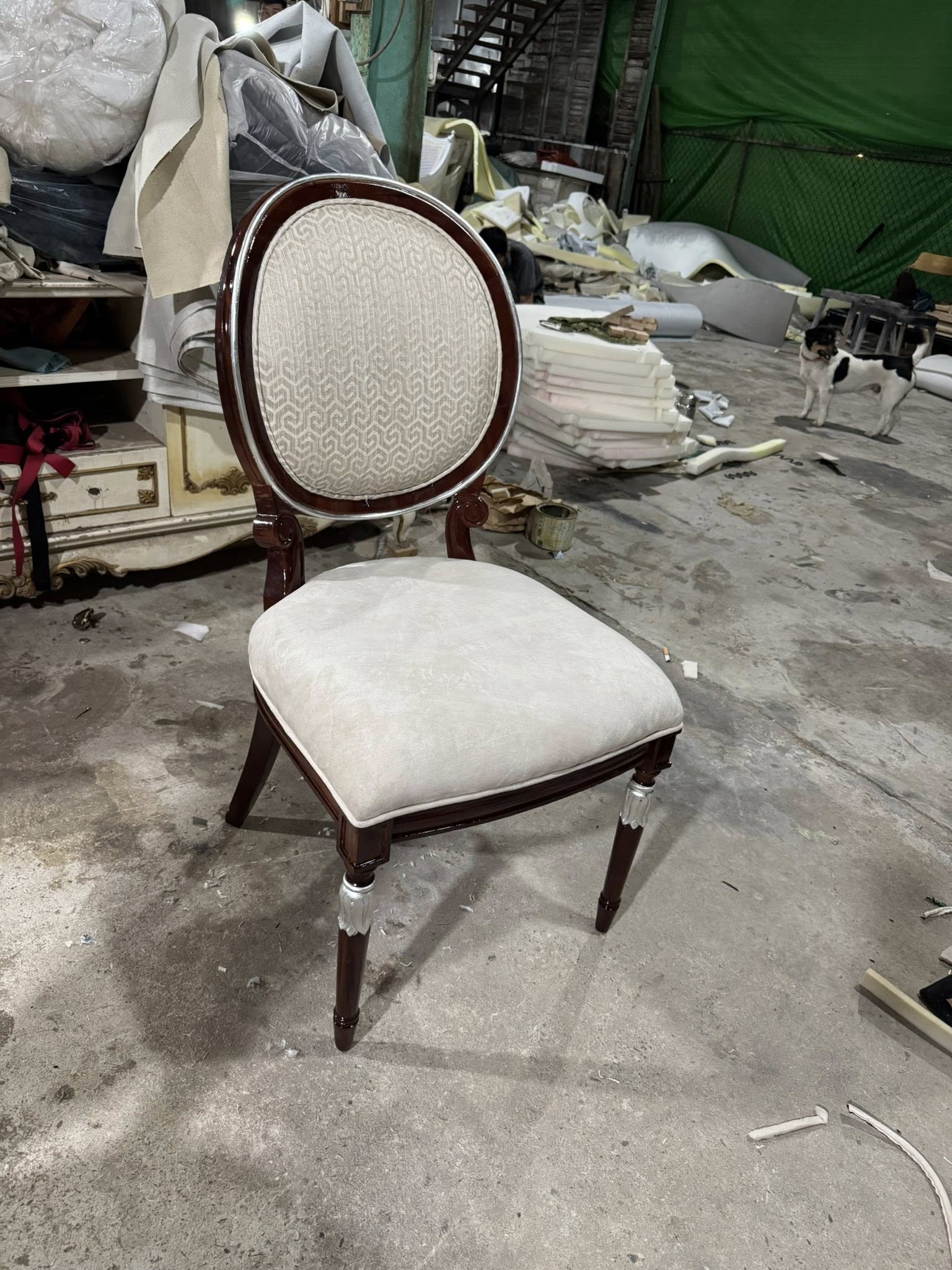 Ghế ăn ovan chân chạm – Nội thất Minh Sang