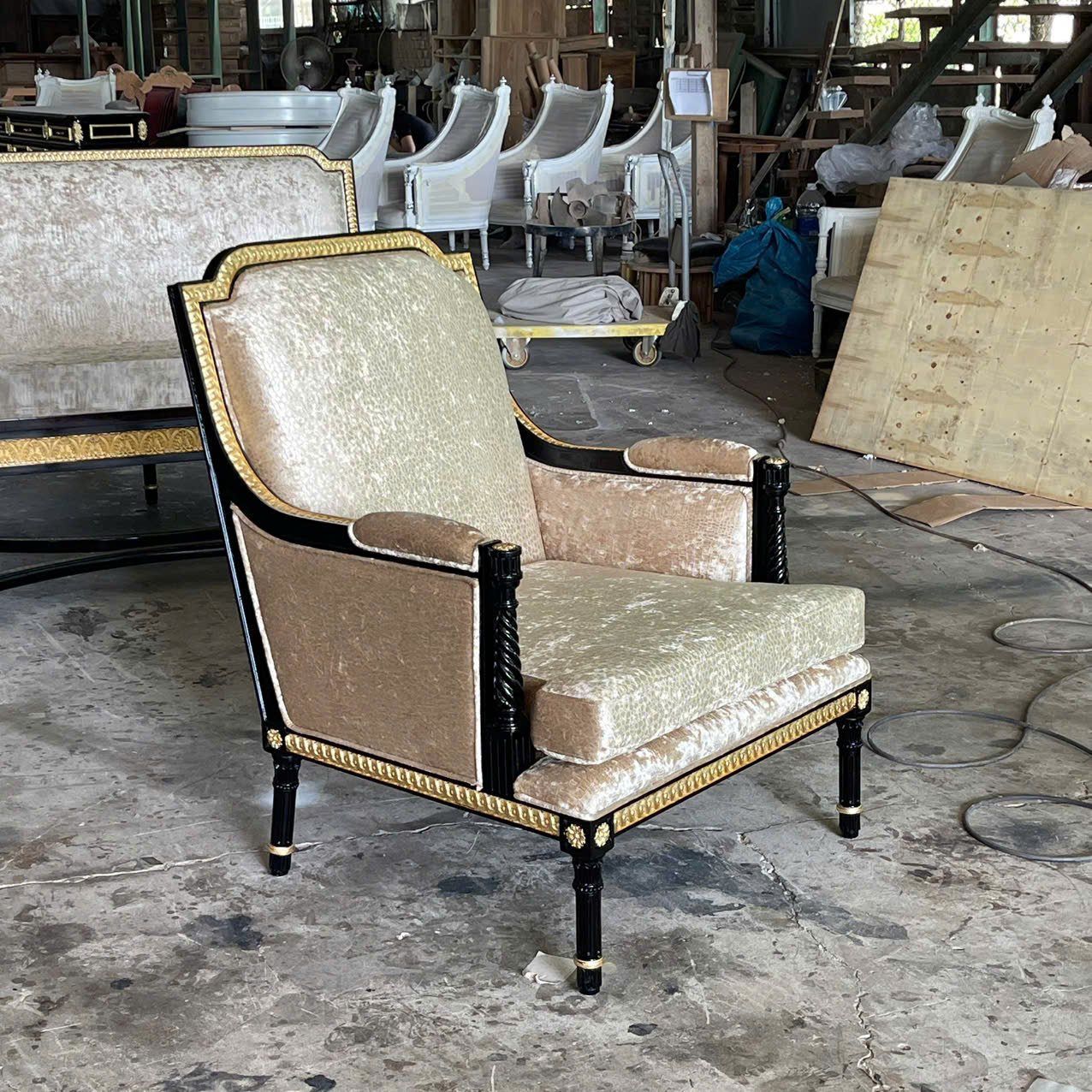 Ghế sofa đơn mariner bọc vải acacia dập vân cá sấu Nội thất Minh Sang