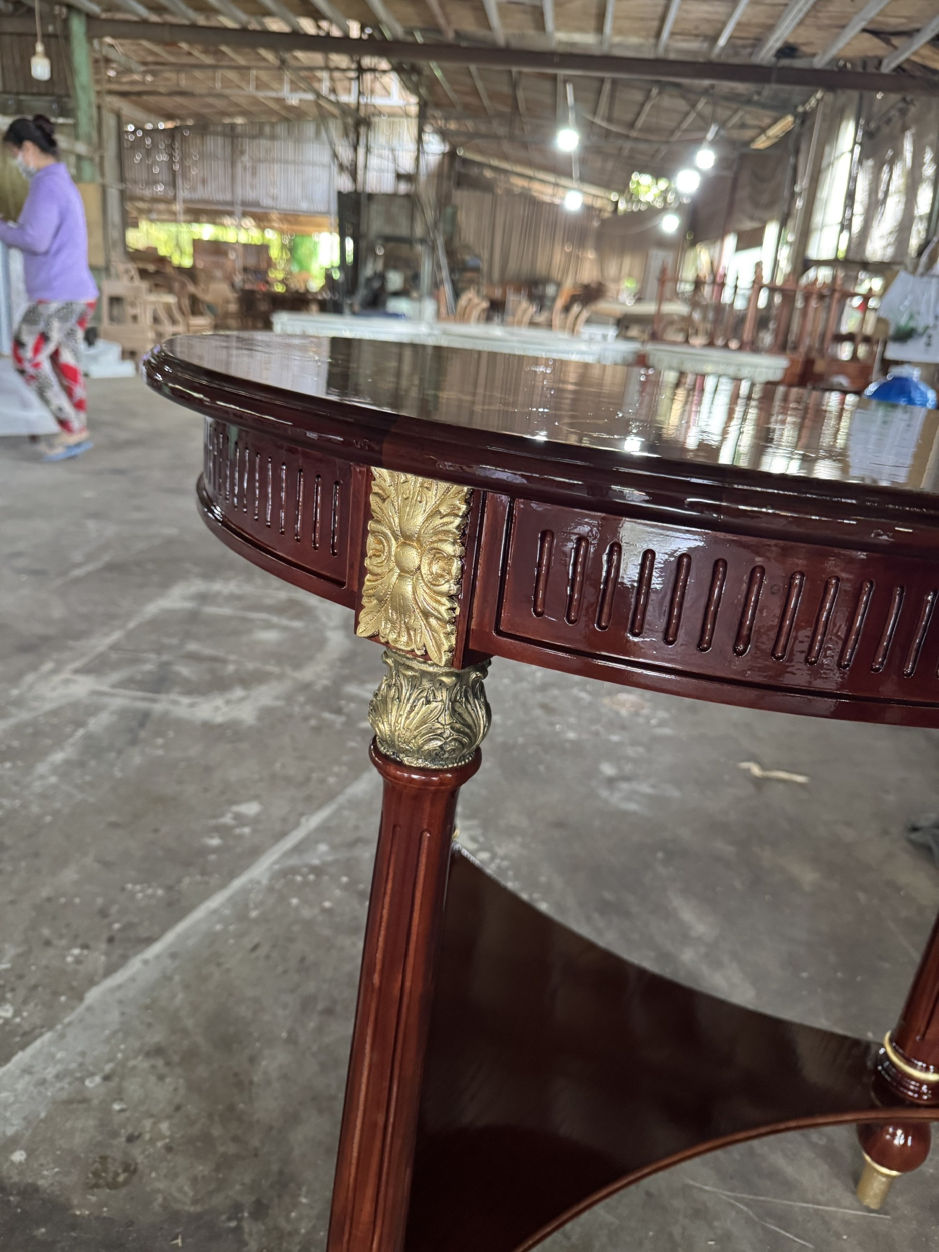 Bàn tiền sảnh veneer cẩn họa tiết trang trí cao cấp