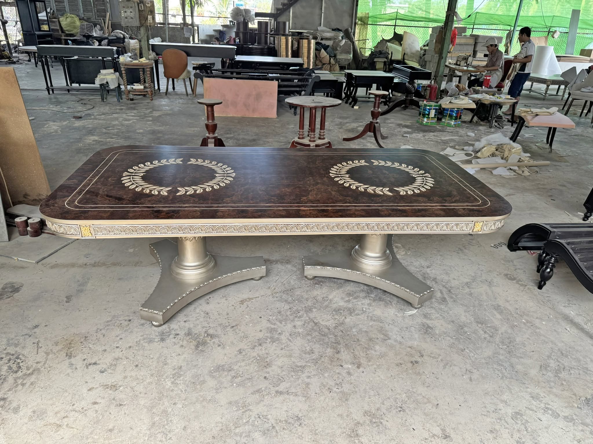 Bộ bàn ăn 6 ghế Mariner phong cách cổ điển