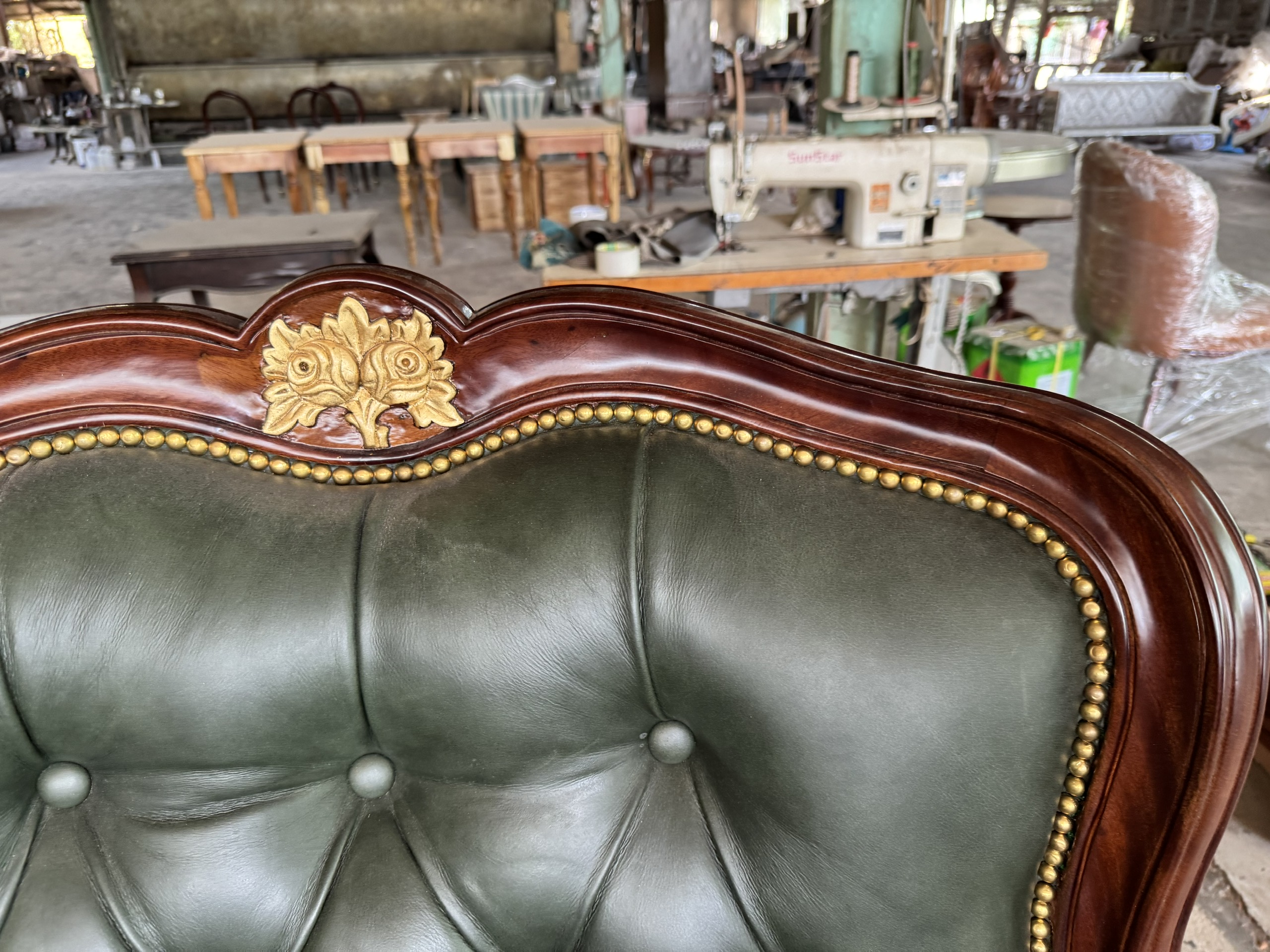 Ghế phòng khách louis 15 màu xanh sang trọng