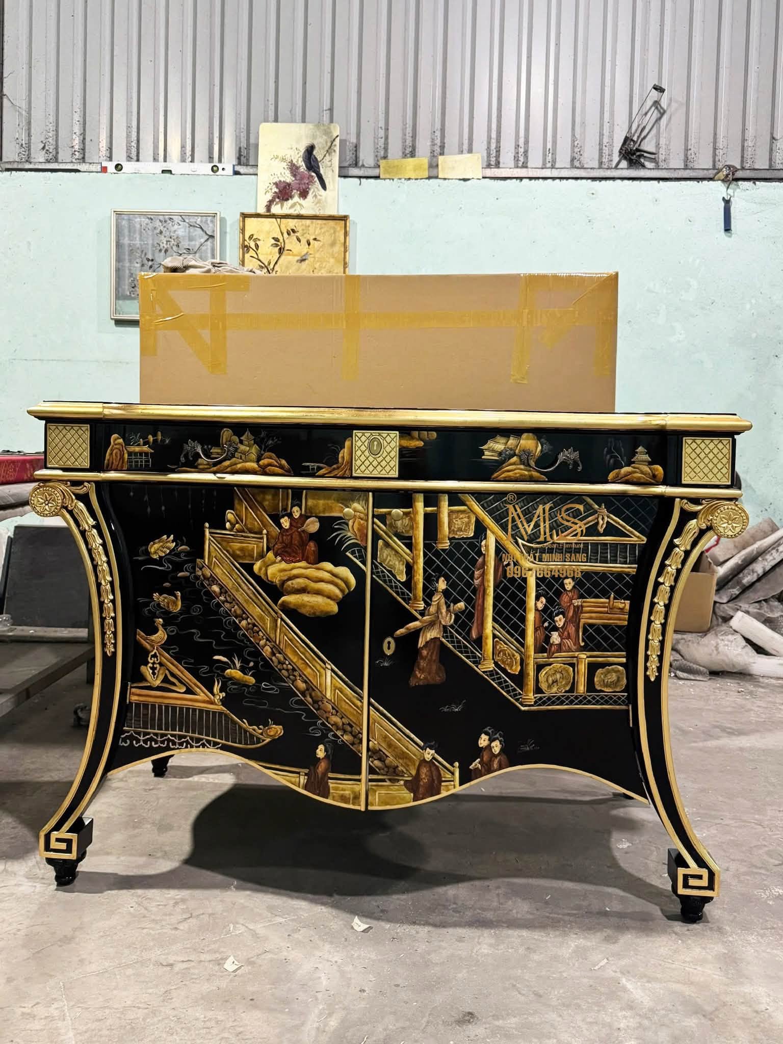 Khung gương Chinoiserie đắp nổi vẽ thủ công