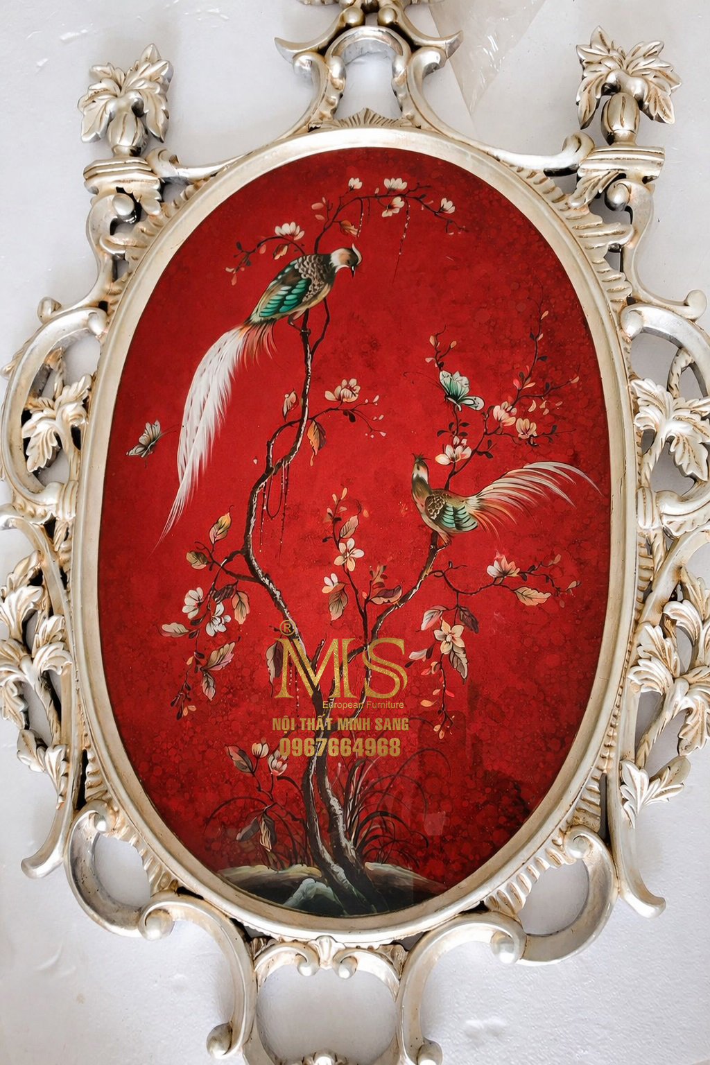 tranh kính vẽ ngược trang trí nền đỏ ngọc bích tinh tế