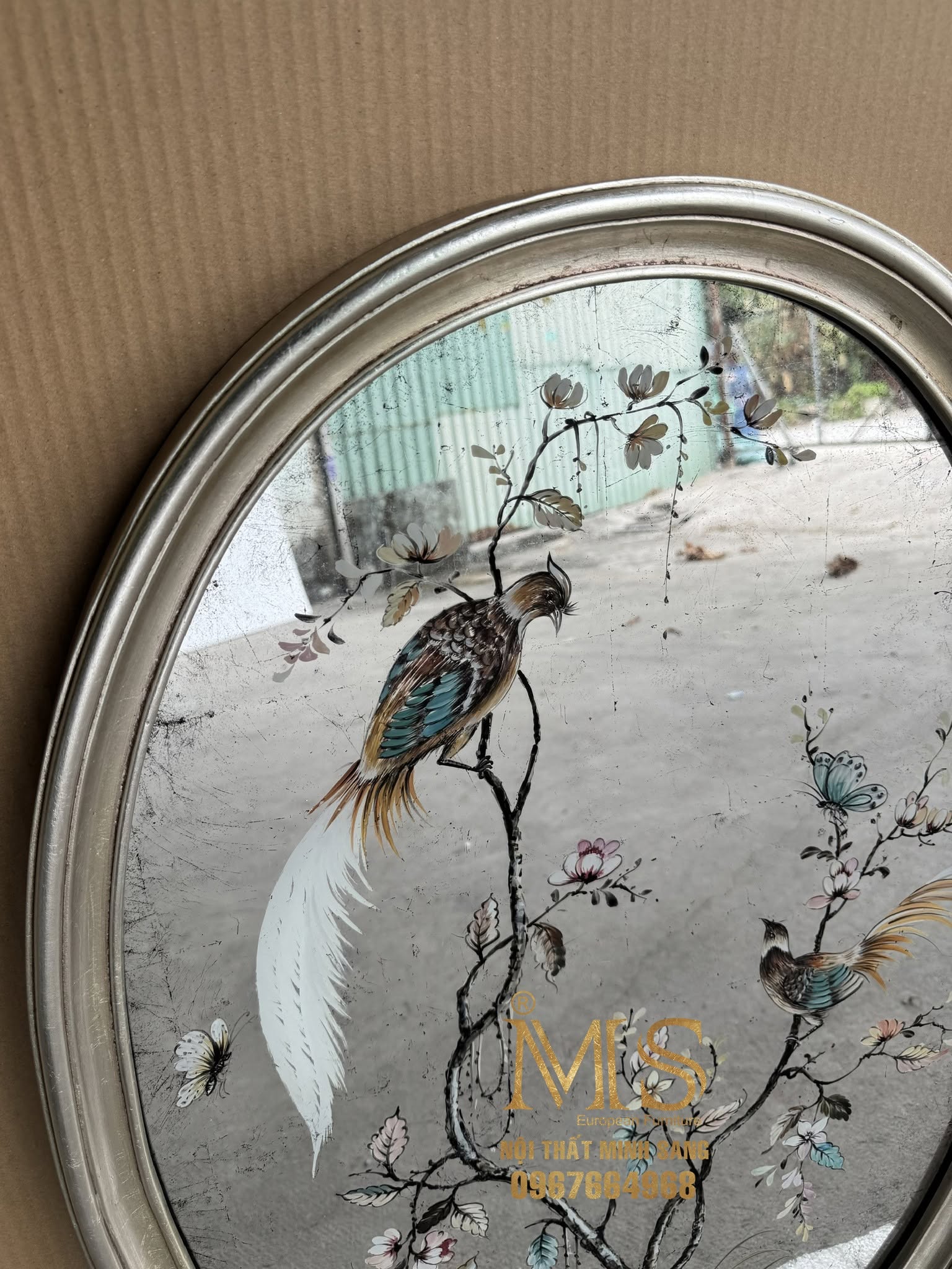 Khung tranh nghệ thuật thủ công với kỹ thuật tráng bạc Ý giả cổ tinh xảo