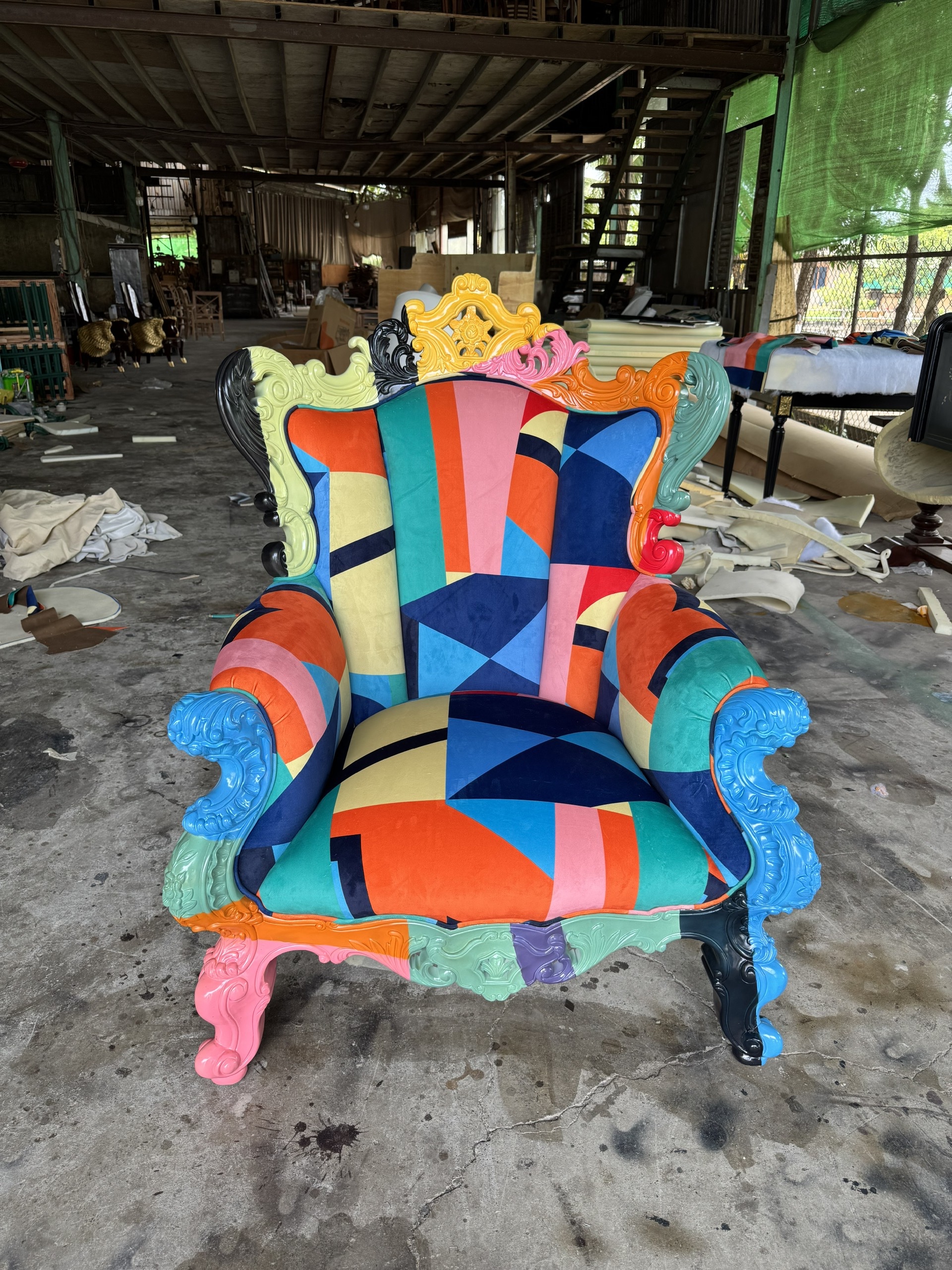 Ghế sofa Minh Tuệ gỗ mahogany chạm trổ thủ công – Nội thất Minh Sang